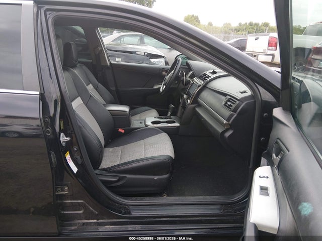 2013 Toyota CAMRY SE photo 5