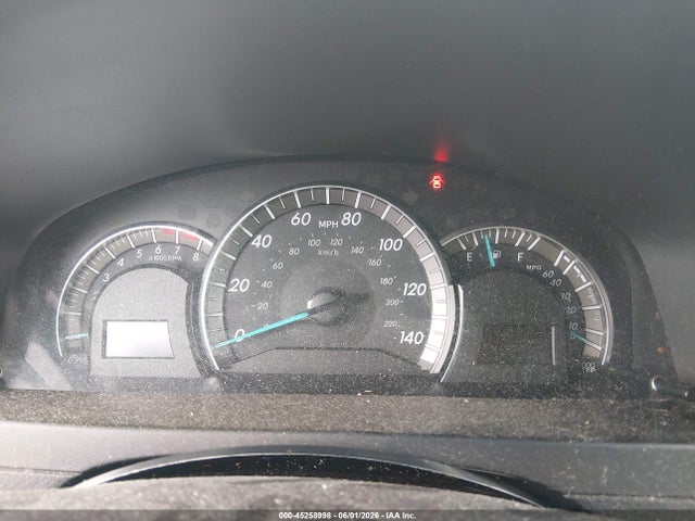 2013 Toyota CAMRY SE photo 7