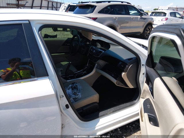 2016 Honda ACCORD LX photo 5