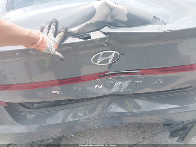 صورة 6 لـ 2023 Hyundai SONATA SEL
