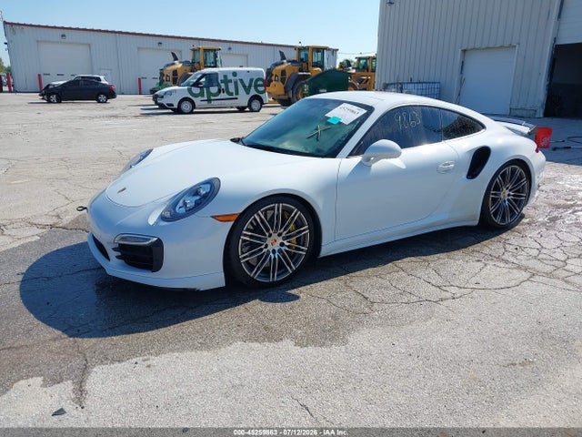 2015 Porsche 911 TURBO 照片 2