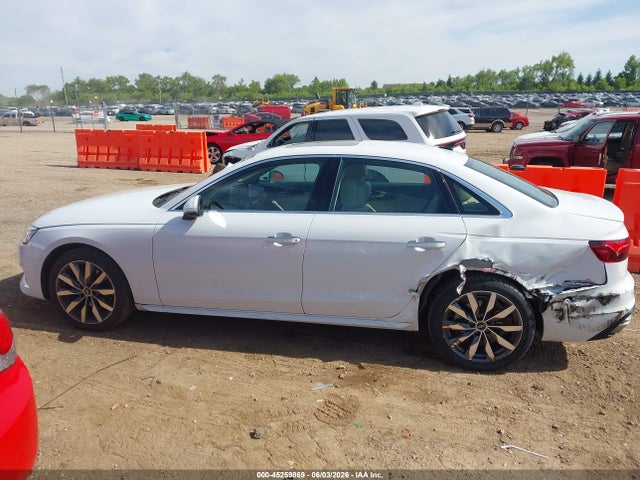 صورة 14 لـ 2023 AUDI A4 PREMIUM 40 TFSI QUATTRO S TRONIC
