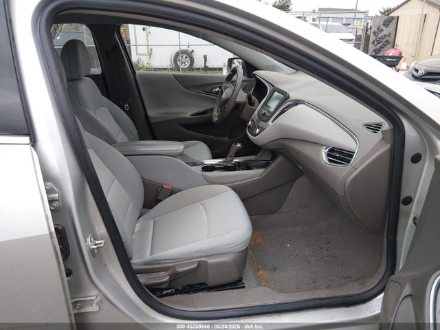 صورة 5 لـ 2017 Chevrolet MALIBU 1LT