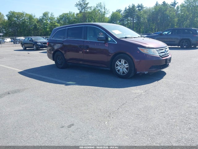 2011 HONDA ODYSSEY LX