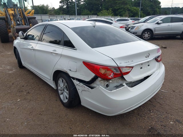 2013 Hyundai SONATA GLS — фото 3