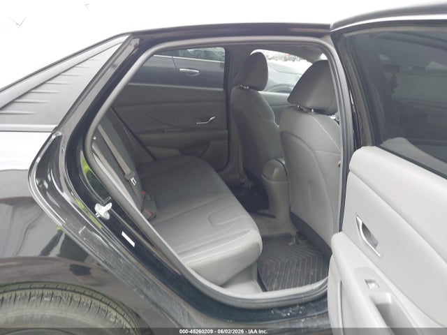 صورة 8 لـ 2022 Hyundai ELANTRA HYBRID BLUE