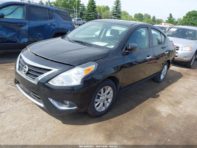 2018 Nissan VERSA 1.6 SV 照片 2