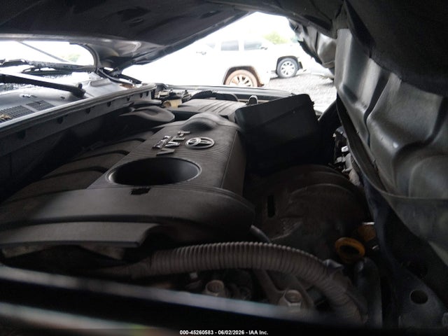 2011 Toyota CAMRY LE 照片 10