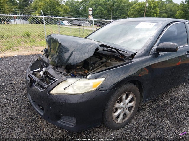 2011 Toyota CAMRY LE 照片 6