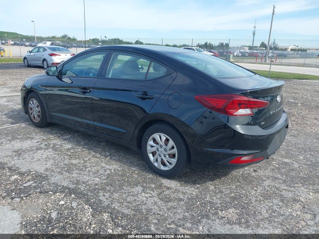 2020 Hyundai ELANTRA SE 照片 3