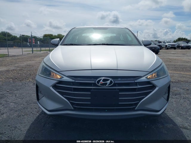2019 Hyundai ELANTRA SE 照片 6