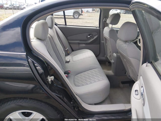 2004 Chevrolet MALIBU LS 照片 8