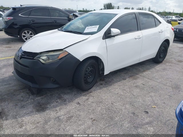 2015 Toyota COROLLA LE 照片 2