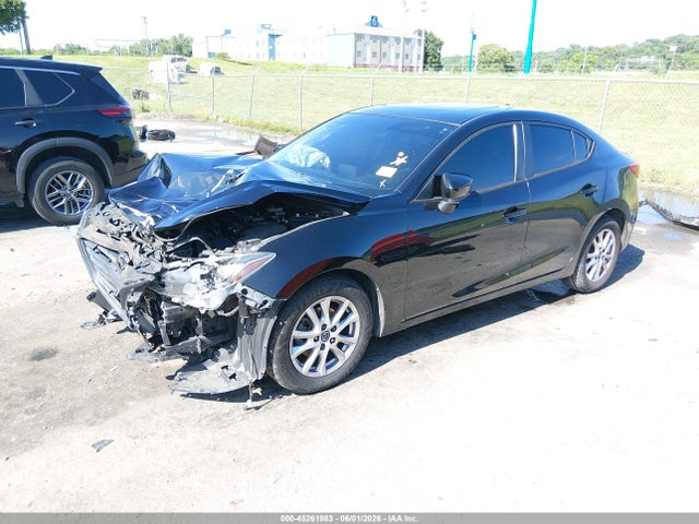 صورة 2 لـ 2015 Mazda MAZDA3 I TOURING