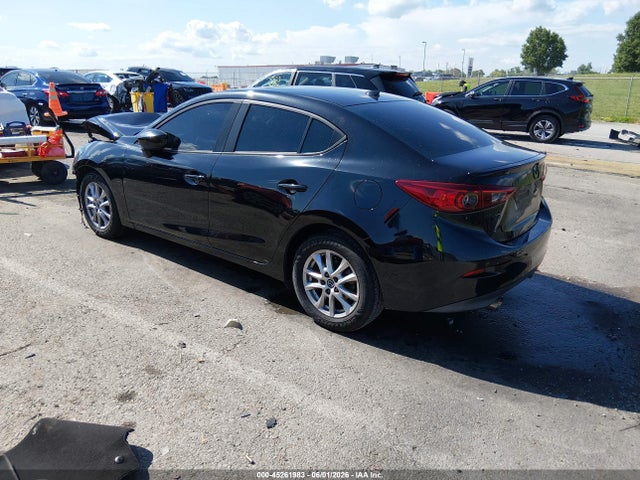 صورة 3 لـ 2015 Mazda MAZDA3 I TOURING