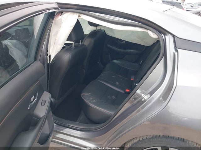 2021 Nissan SENTRA SR XTRONIC CVT — фото 8