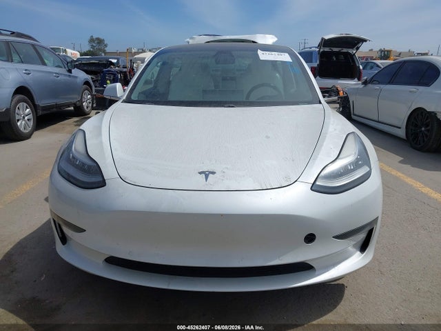 صورة مصغرة 13 لـ 2020 Tesla MODEL 3 STANDARD RANGE PLUS REAR-WHEEL DRIVE/STAND
