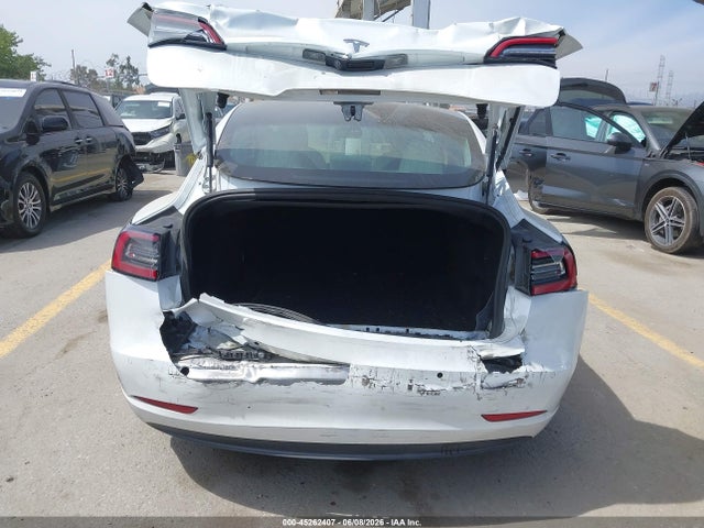 صورة مصغرة 17 لـ 2020 Tesla MODEL 3 STANDARD RANGE PLUS REAR-WHEEL DRIVE/STAND