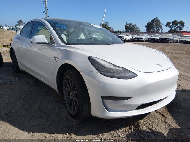 2020 Tesla MODEL 3 STANDARD RANGE PLUS REAR-WHEEL DRIVE/STAND — фото 1