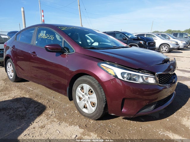 2017 KIA FORTE LX — миниатюра 6