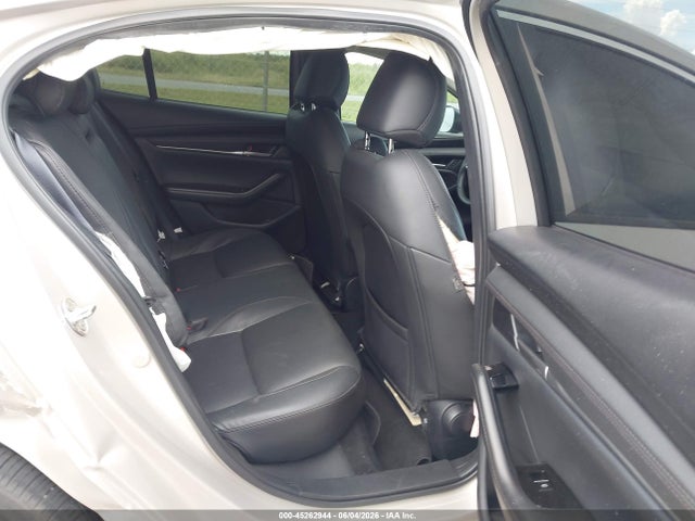صورة 8 لـ 2024 Mazda MAZDA3 2.5 S SELECT SPORT