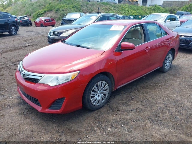2012 Toyota CAMRY LE 照片 2
