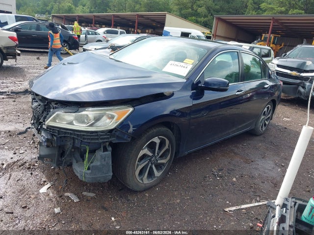 2017 Honda ACCORD EX photo 2