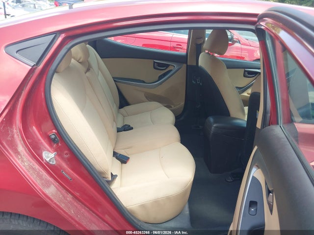 2013 Hyundai ELANTRA GLS 照片 8
