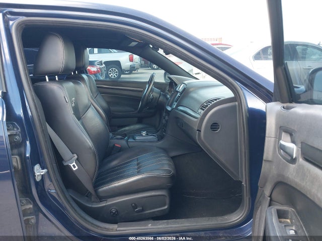 2015 Chrysler 300 300S photo 5