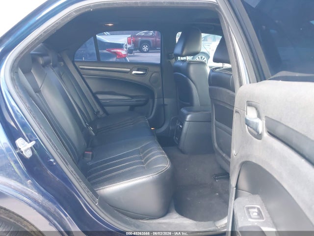 2015 Chrysler 300 300S photo 8