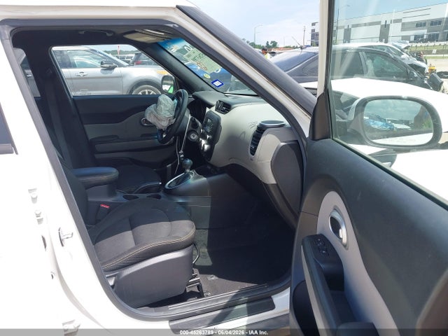 2015 KIA SOUL + photo 5