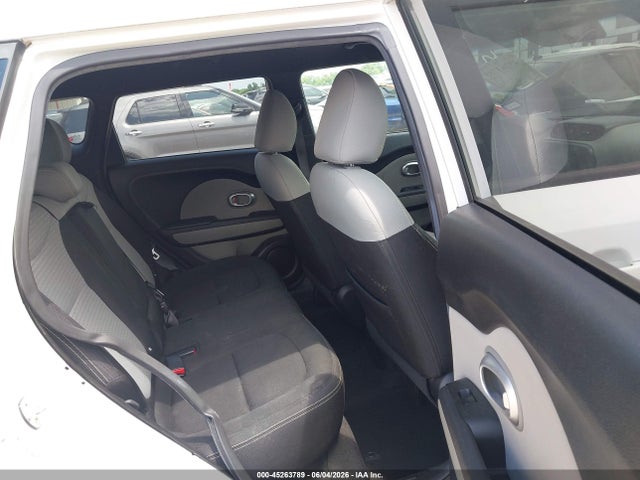 2015 KIA SOUL + photo 8