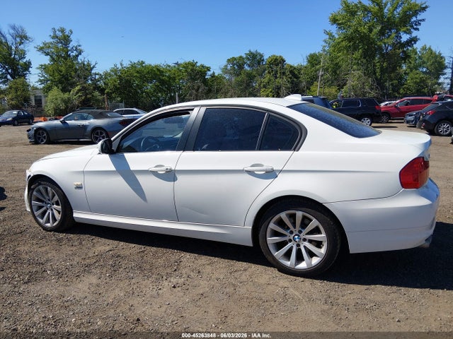 2011 BMW 328I XDRIVE — миниатюра 14