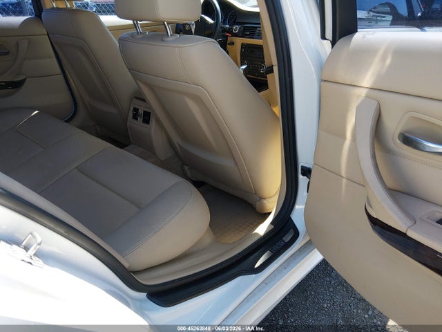 2011 BMW 328I XDRIVE 照片 8