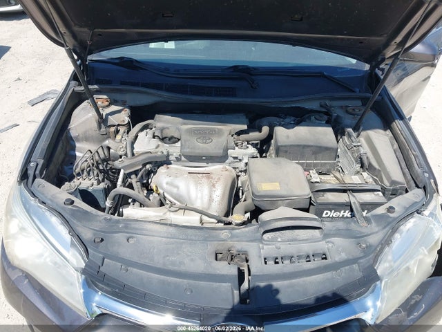 2015 Toyota CAMRY XLE thumbnail 10
