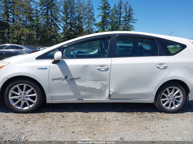 2013 Toyota PRIUS V FIVE — миниатюра 14