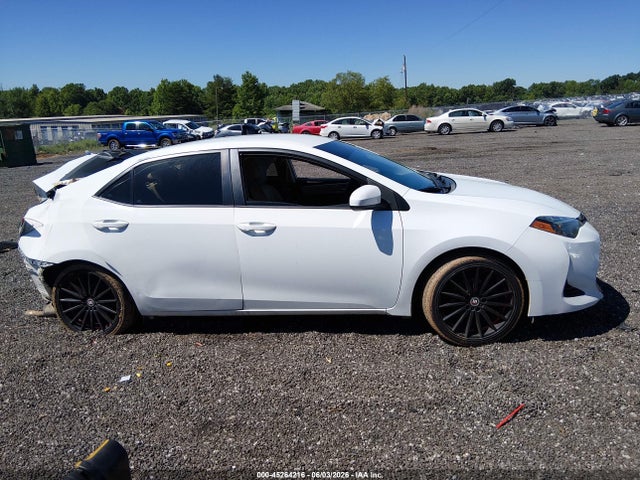 2018 Toyota COROLLA LE — миниатюра 14