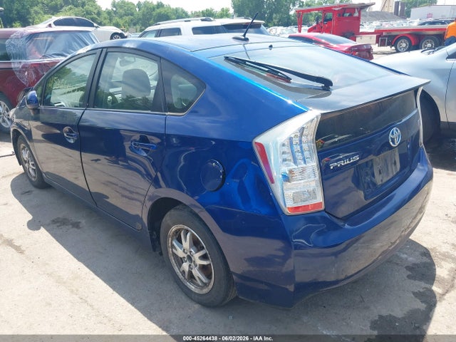 2010 Toyota PRIUS II — фото 3