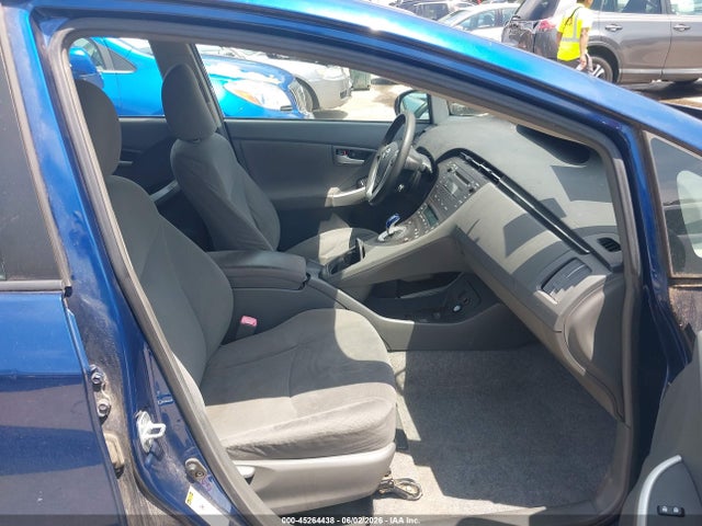 2010 Toyota PRIUS II — фото 5