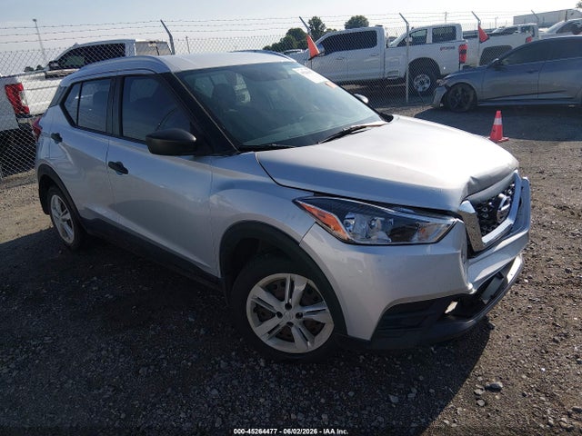 2019 NISSAN KICKS S
