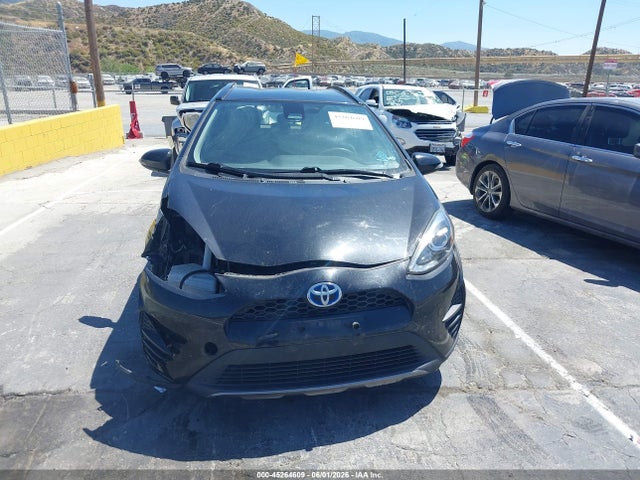 2018 Toyota PRIUS C THREE — миниатюра 13