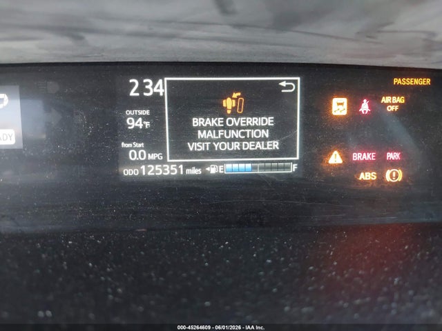 صورة 7 لـ 2018 Toyota PRIUS C THREE