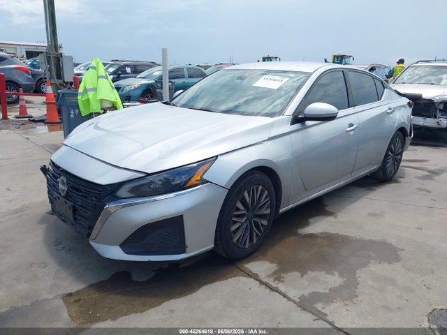 2023 NISSAN ALTIMA SV FWD 2