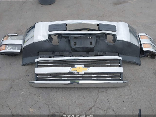 صورة مصغرة 12 لـ 2016 Chevrolet SILVERADO 2500HD WT