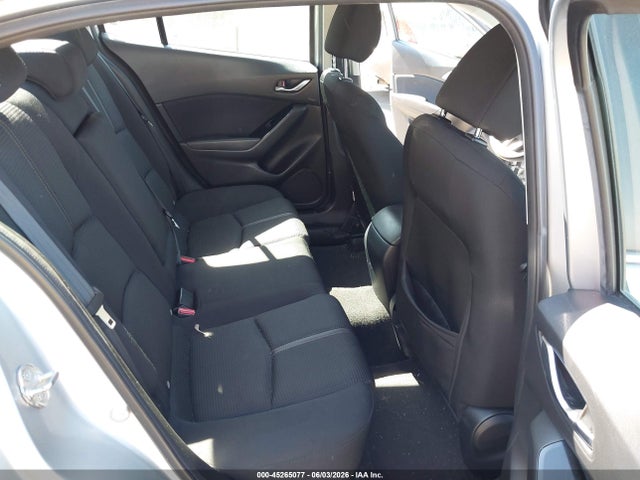 صورة 8 لـ 2018 Mazda MAZDA3 SPORT