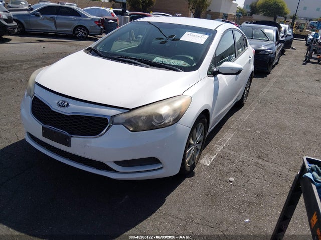 2016 KIA FORTE LX 照片 2