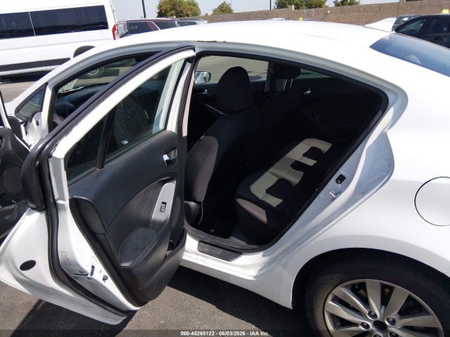 2016 KIA FORTE LX 照片 8