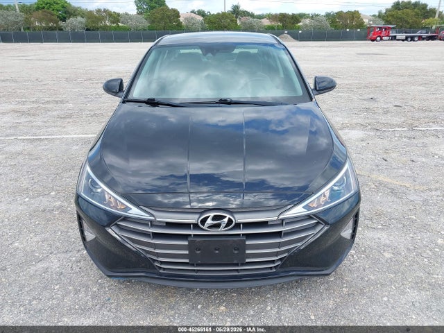 2020 Hyundai ELANTRA SE 照片 6