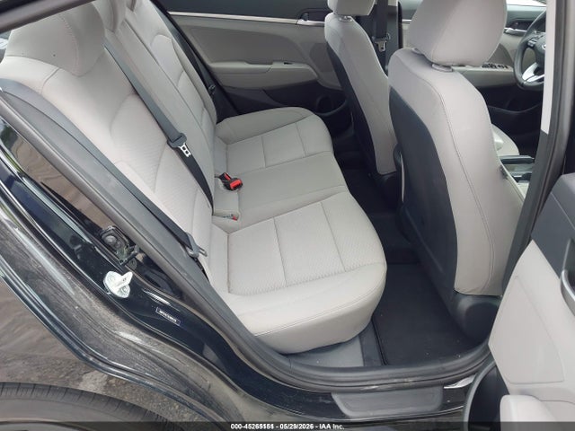 صورة 8 لـ 2020 Hyundai ELANTRA SE
