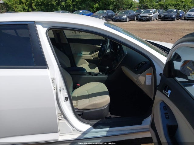 2013 KIA OPTIMA HYBRID LX photo 5